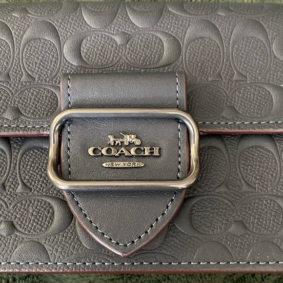 Morgan Crossbody in Embossed Signature Leather - Picture 2 of 10